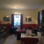 Lynebank House Hotel, ベッド・アンド・ブレックファスト 4*