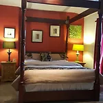 Lynebank House Hotel, 4*