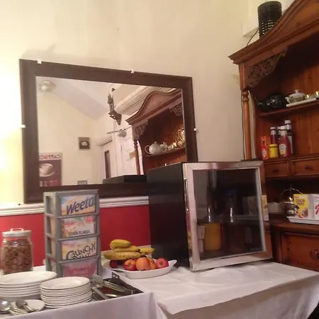 فندق مبيت وإفطار Lynebank House Hotel, كارلايل