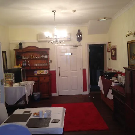 Oda ve Kahvaltı Lynebank House Hotel, Bed & Breakfast 4*