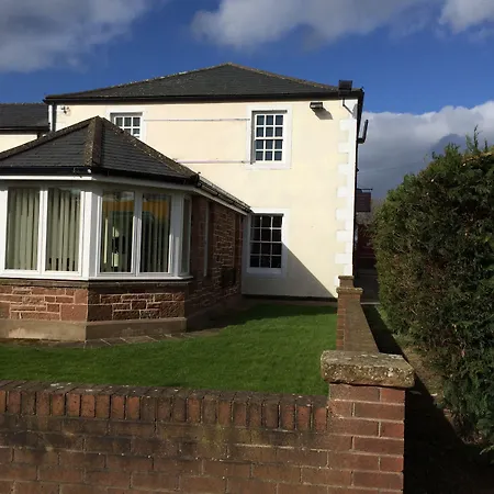 Oda ve Kahvaltı Lynebank House Hotel, Bed & Breakfast 4*