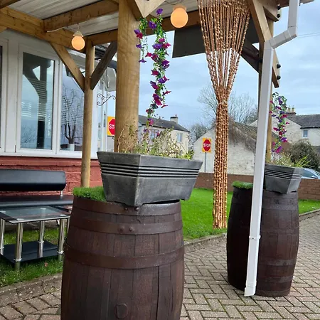 Oda ve Kahvaltı Lynebank House Hotel, Bed & Breakfast