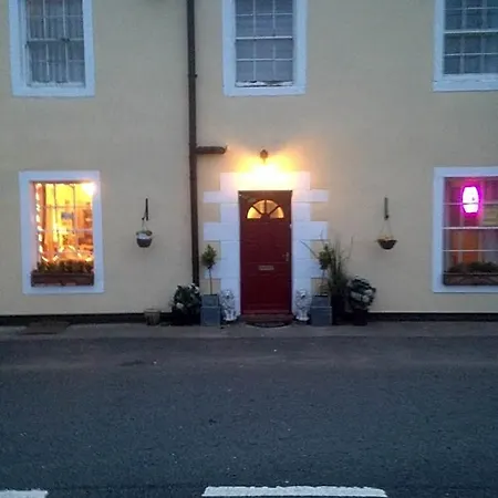 Lynebank House Hotel,