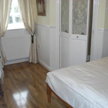 Lynebank House Hotel, Bed & Breakfast 4*