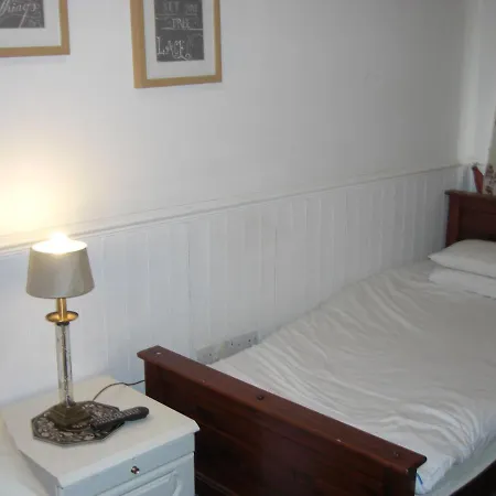 Lynebank House Hotel, Bed & Breakfast 4*